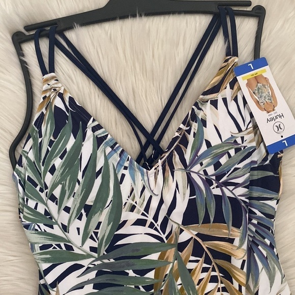 NWT Hurley women’s one piece palm print swimsuit - Picture 8 of 10